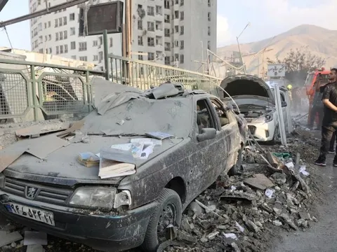 Xung đột leo thang, Bộ Ngoại giao khuyến cáo công dân không đến Israel và Iran