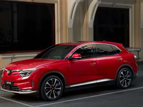 VinFast VF 8: SUV 5 chỗ vượt kì vọng cho gia đình Việt