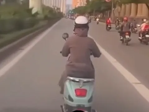 Bản tin 14/6: Người phụ nữ ngoan cố, không chịu nhường đường xe cấp cứu