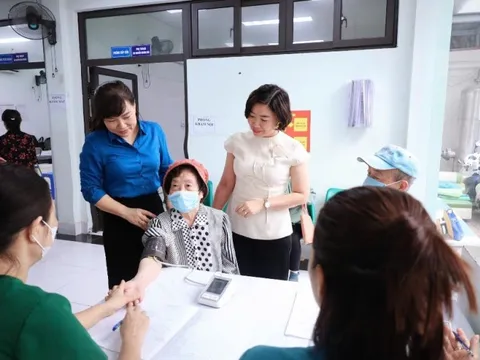 Quận Tây Hồ: Chung tay nâng cao sức khỏe người cao tuổi