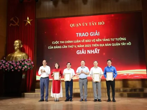 Quận Tây Hồ: Khẳng định bản lĩnh, củng cố nền tảng tư tưởng Đảng qua cuộc thi chính luận