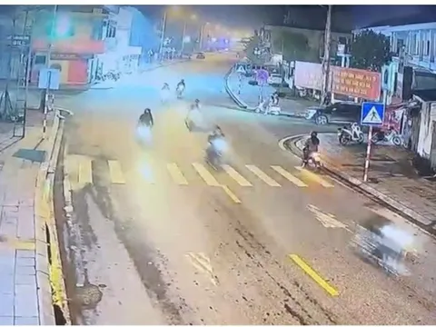 Nhóm thanh thiếu niên hò hét, truy đuổi khiến một người gặp nạn tử vong