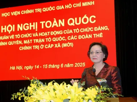 Bộ trưởng Nội vụ: Cấp xã không còn là 'cánh tay nối dài', mà là 'bộ não' điều hành tại cơ sở