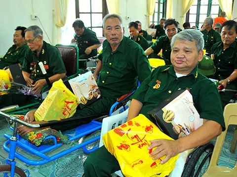 Tặng quà người có công dịp 27/7: Chu đáo, kịp thời, đúng đối tượng