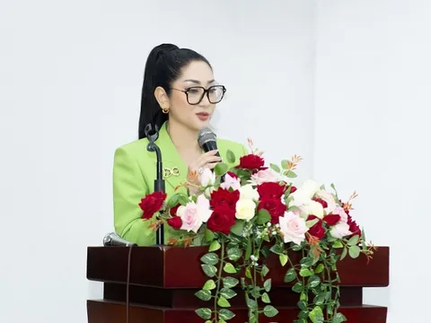 Hường Phạm: Phụ nữ kỷ nguyên mới phải biết tỏa sáng đúng cách