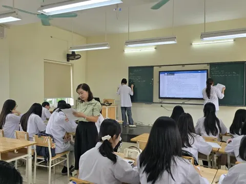 Chính thức thông qua Luật Nhà giáo: Xác lập vị thế, nâng tầm chính sách cho đội ngũ thầy cô giáo