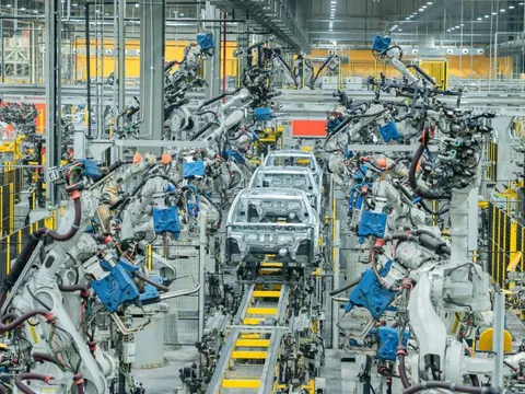Vingroup thăng 8 bậc, thuộc top 40 doanh nghiệp lớn nhất Đông Nam Á 2025