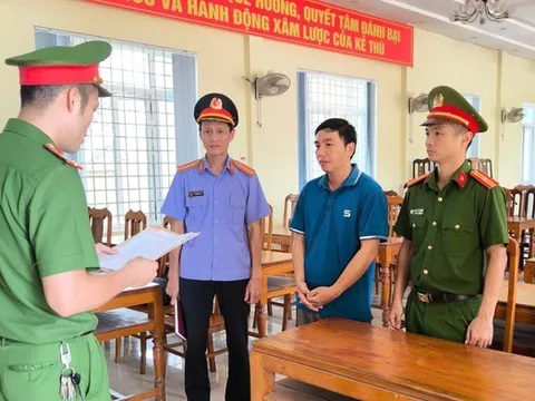 Khởi tố giám đốc hợp tác xã tham ô tài sản