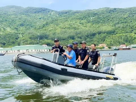Hải quan đẩy mạnh chống buôn lậu và hàng giả tại miền Trung