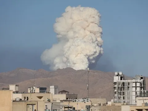 Đụng độ quân sự Israel-Iran: “Khe cửa hẹp” cho ngoại giao hạ nhiệt xung đột