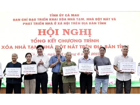 Cà Mau hoàn thành xóa nhà tạm, nhà dột nát