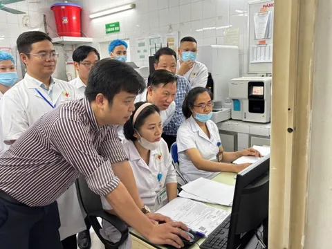 Y tế Hà Nội vững bước chuyển mình, hướng tới chăm sóc sức khỏe toàn dân thông minh và hiệu quả