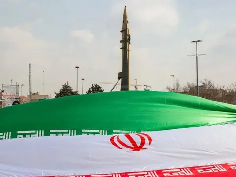 Nhà Trắng: Iran có thể chế tạo vũ khí hạt nhân trong “vài tuần”