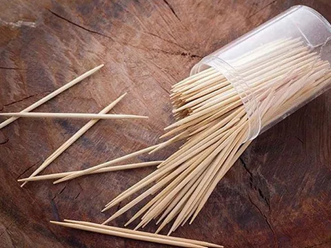 Lại chuyện cái tăm