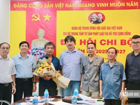 Chi bộ Trung tâm TVPL và hỗ trợ cộng đồng tổ chức Đại hội nhiệm kỳ 2025-2027