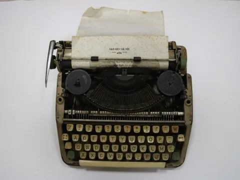 Những kỷ vật kể chuyện về nghề báo