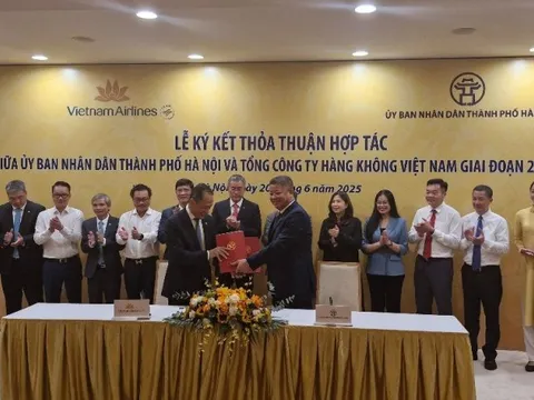 Hà Nội và Vietnam Airlines hợp tác quảng bá du lịch