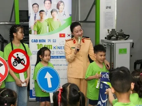 Hà Nội: Tuyên truyền kỹ năng tham gia giao thông an toàn cho lứa tuổi học sinh