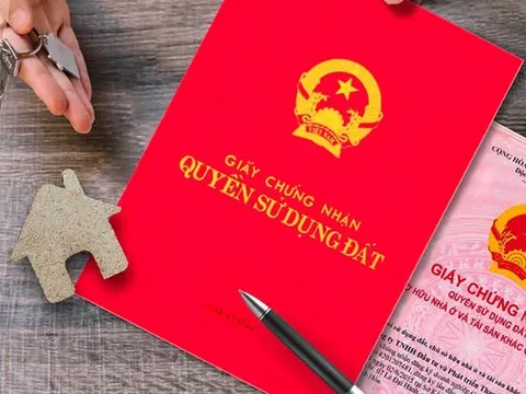 15 tuổi có được đứng tên trên sổ đỏ?