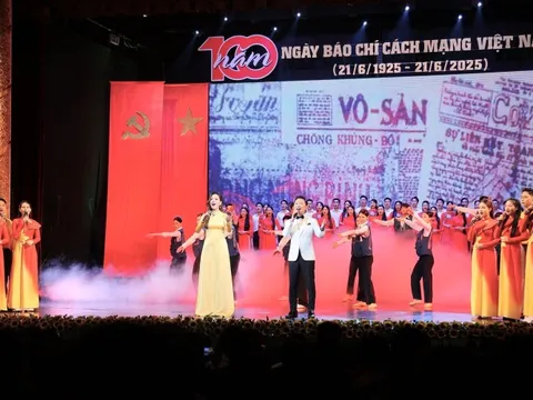 'Tấm lòng son – Ngòi bút sắc': Khúc tráng ca tự hào 100 năm báo chí cách mạng Việt Nam