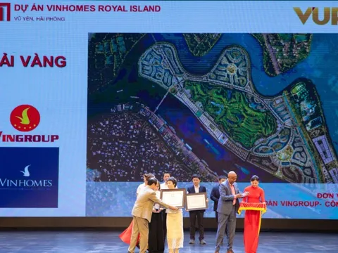 Vinhomes Royal Island đoạt giải Vàng về quy hoạch: Điểm đến mới của giới chuyên gia và nhà đầu tư quốc tế