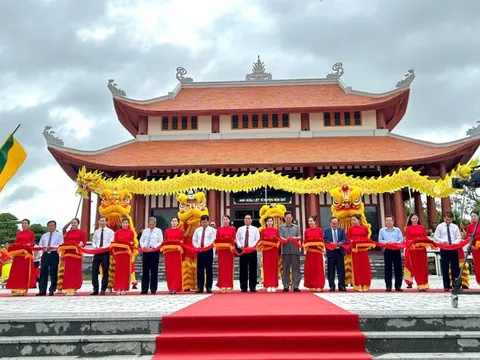Kiên Giang khánh thành Đền tưởng niệm anh hùng liệt sĩ huyện Hòn Đất