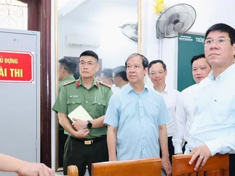 Bộ trưởng Nguyễn Kim Sơn: Coi thi đúng quy chế, xử lý nghiêm, không du di