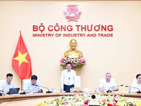 Sẵn sàng kịch bản ứng phó, bảo đảm cung ứng đủ điện cho nửa cuối năm 2025