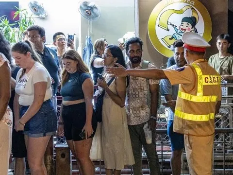 Hà Nội: Kiên quyết bảo đảm an toàn giao thông đường sắt tại khu vực “cà phê đường tàu”