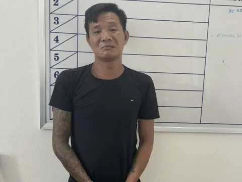 Bắt đối tượng giết người vì nghĩ bị “nhìn đểu”