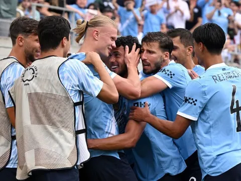 Pep Guardiola ca ngợi Man City sau chiến thắng ấn tượng trước Juventus