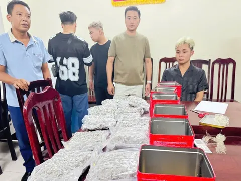 Hải quan khu vực phối hợp triệt phá đường dây vận chuyển 30kg cần sa liên tỉnh