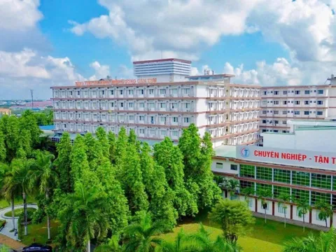 Bệnh viện Đa khoa Trung ương Cần Thơ: Chuyên nghiệp - Tận tâm - Hiệu quả