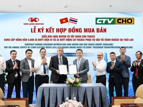 Sau Hàn Quốc, xe buýt Kim Long tiếp tục thâm nhập thị trường Thái Lan