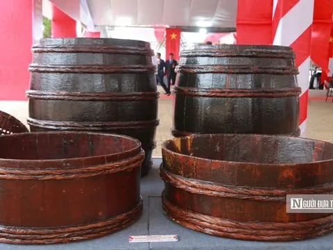 Những hiện vật kể chuyện vùng biển giữa đại ngàn