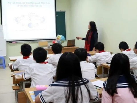 Bản tin 30/6: UBND cấp xã quản lý hoạt động dạy thêm, học thêm