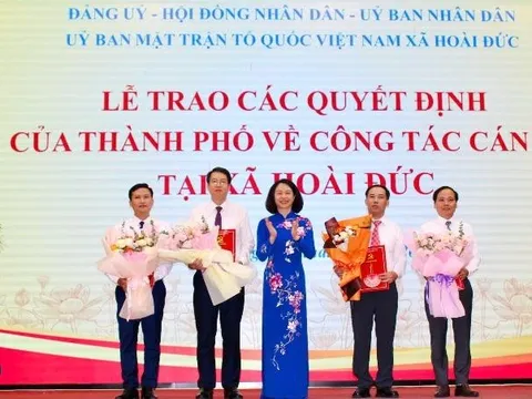 Công bố Quyết định thành lập 4 xã: Hoài Đức, Dương Hoà, An Khánh, Sơn Đồng
