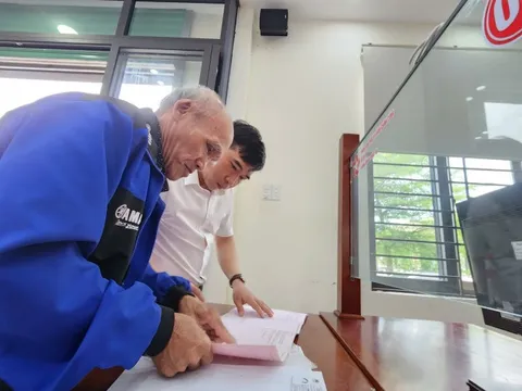 Chính quyền 2 cấp vận hành ngày đầu: Người dân Đà Nẵng hài lòng