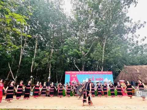 Nửa thế kỷ giữ cồng chiêng giữa đại ngàn Trường Sơn