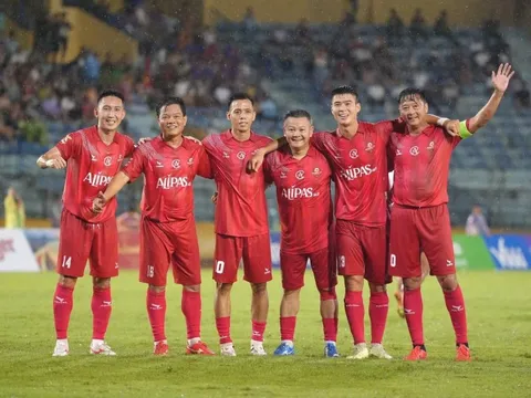 Việt Nam All Stars đánh bại dàn Huyền thoại MU