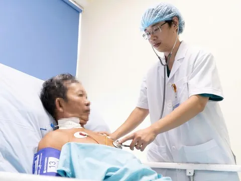 Bị hơn 30 vết ong vò vẽ đốt, người đàn ông thoát chết thần kỳ