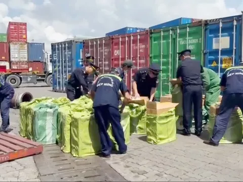 6 tháng đầu năm, Hải quan thu ngân sách trên 222 nghìn tỷ đồng