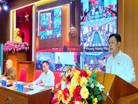 Đoàn đại biểu Quốc hội thành phố Hà Nội tiếp xúc cử tri tại 11 xã, phường mới
