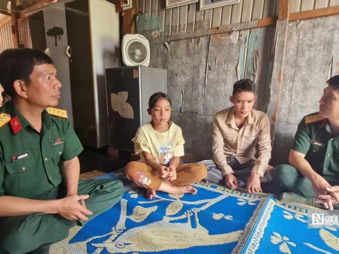Những người lính âm thầm “chắp cánh” tri thức nơi biên cương