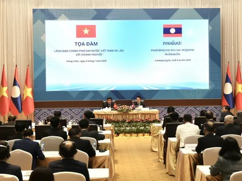 Thương mại song phương Việt Nam - Lào phấn đấu sớm cán mốc 5 tỷ USD