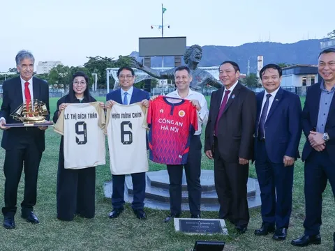 Thủ tướng thăm Câu lạc bộ Bóng đá hàng đầu Brazil, thúc đẩy hợp tác với Việt Nam