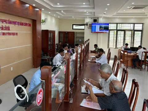 Bộ Nội vụ hướng dẫn chế độ tiền lương, phụ cấp cho cán bộ sau sắp xếp đơn vị hành chính