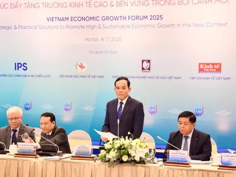 Thách thức tăng trưởng cao: Cần thể chế đổi mới và đồng thuận hành động