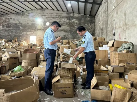Phát hiện kho hàng lậu hơn 47.000 sản phẩm được vận hành “ẩn danh” và kiểm soát từ xa
