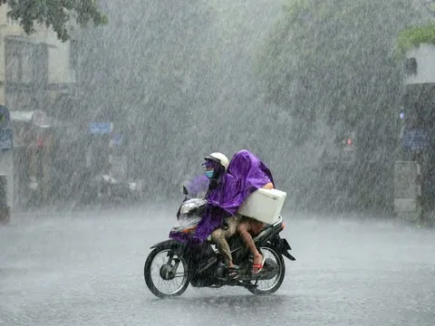 Dự báo thời tiết ngày 10/7: Thời gian mưa to dồn dập ở miền Bắc